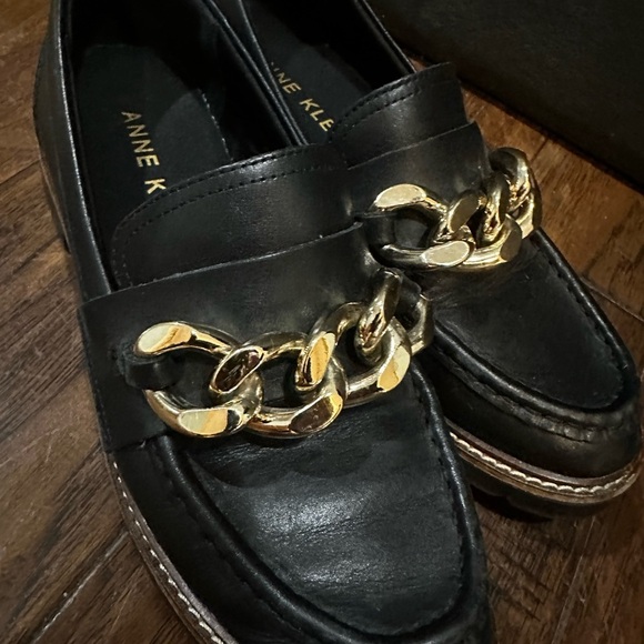 Anne Klein Black Slip-Ons with Gold Accent - Picture 1 of 3